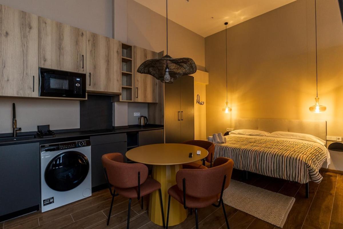 Premium By The Turia River 3